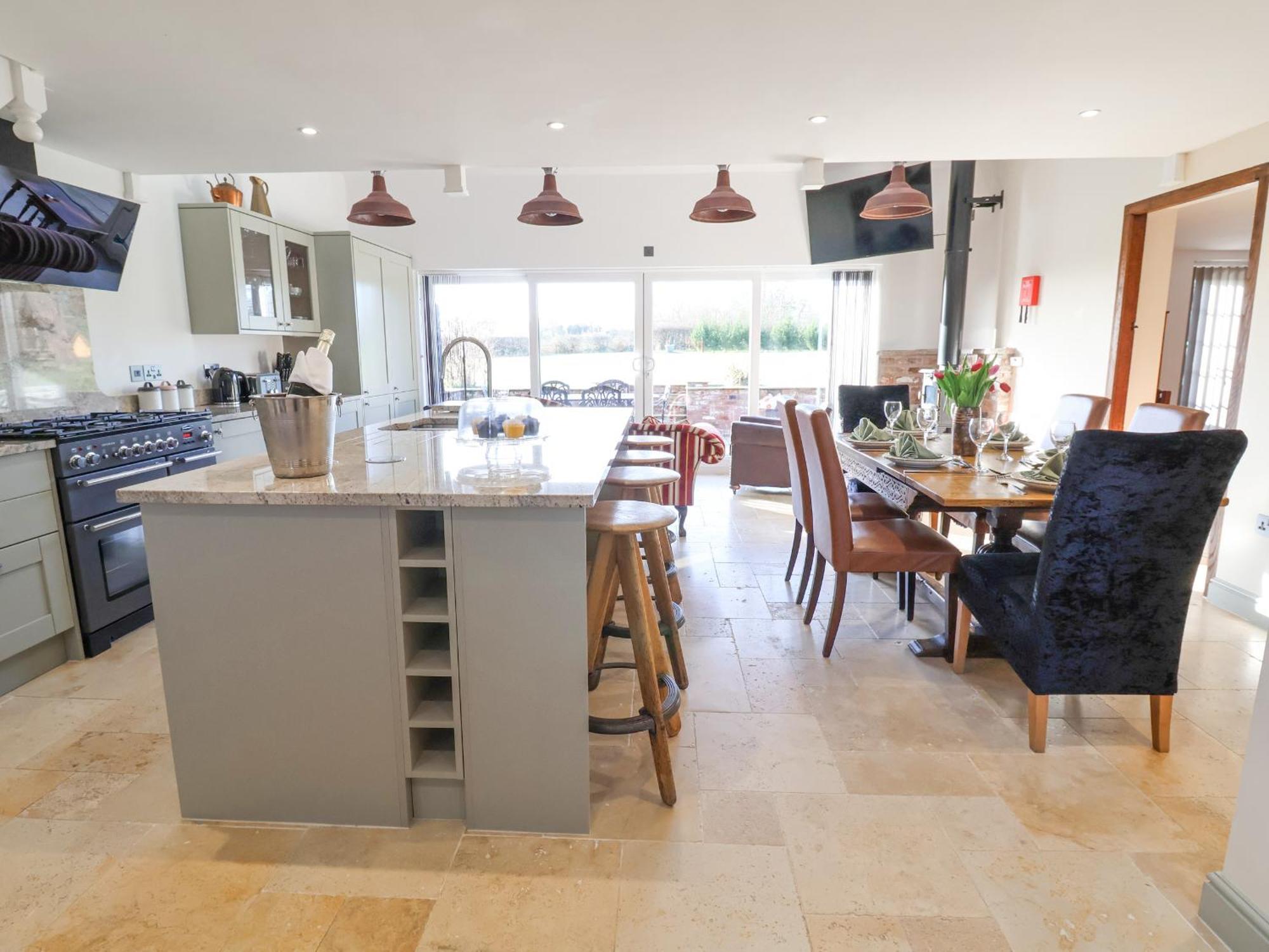 The Shippon Villa Frodsham Exteriör bild